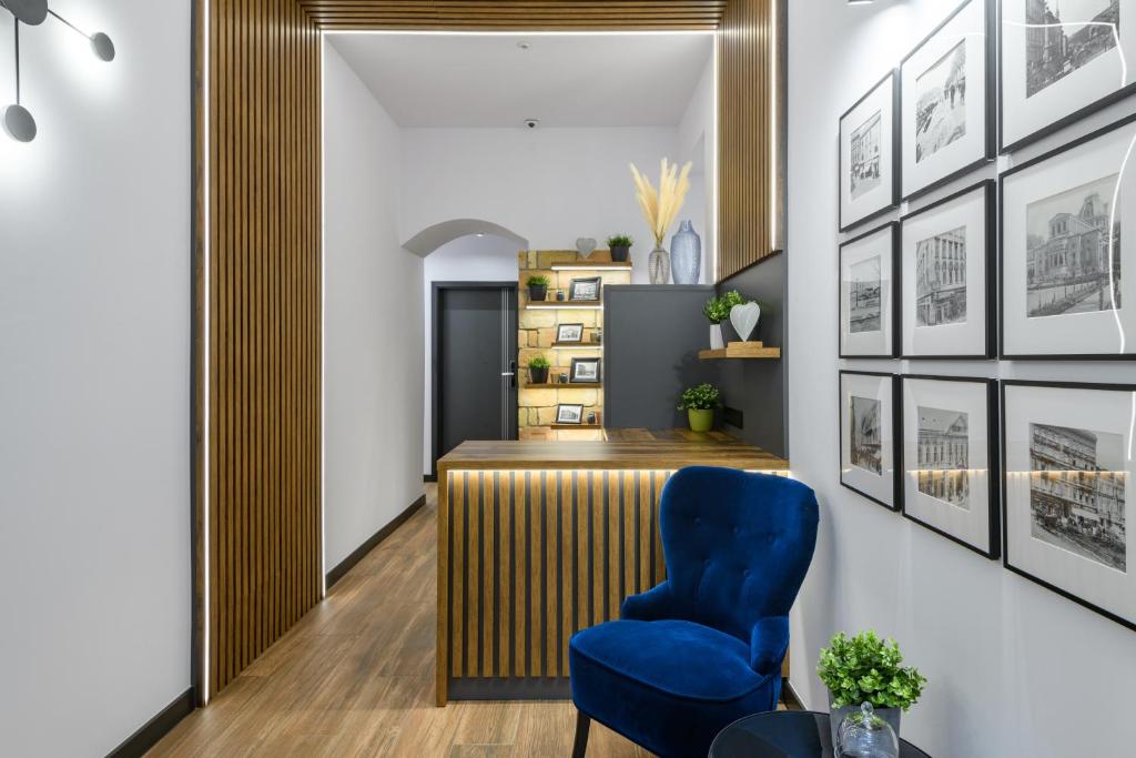 Budapest Holidays Vibes - Resim 12