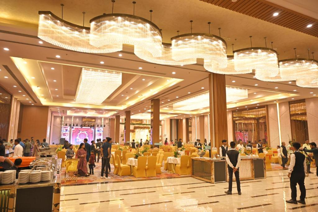 Hometel Lucknow - A Sarovar Hotel, Lucknow (updated prices 2026)