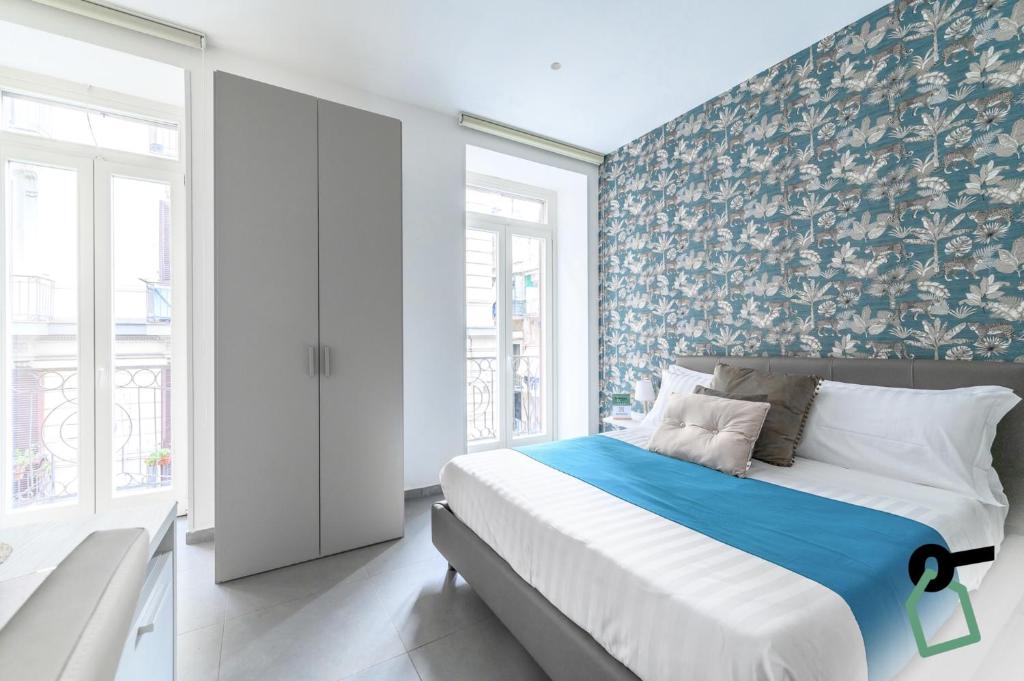 HOTIDAY Room Collection - Napoli Duomo - Resim 31