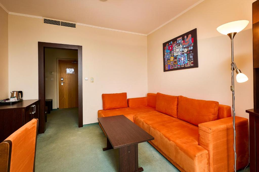Posezení v ubytování Hotel SOREA REGIA