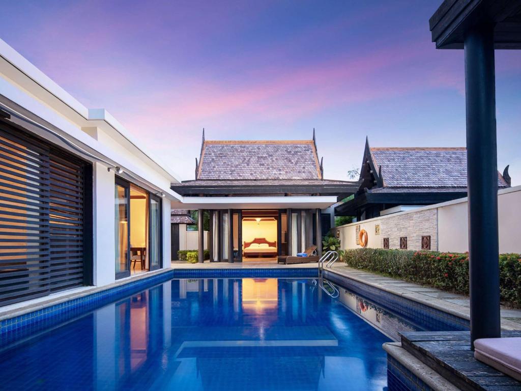 Bazén v ubytování Pullman Sanya Yalong Bay Villas & Resort nebo v jeho okolí