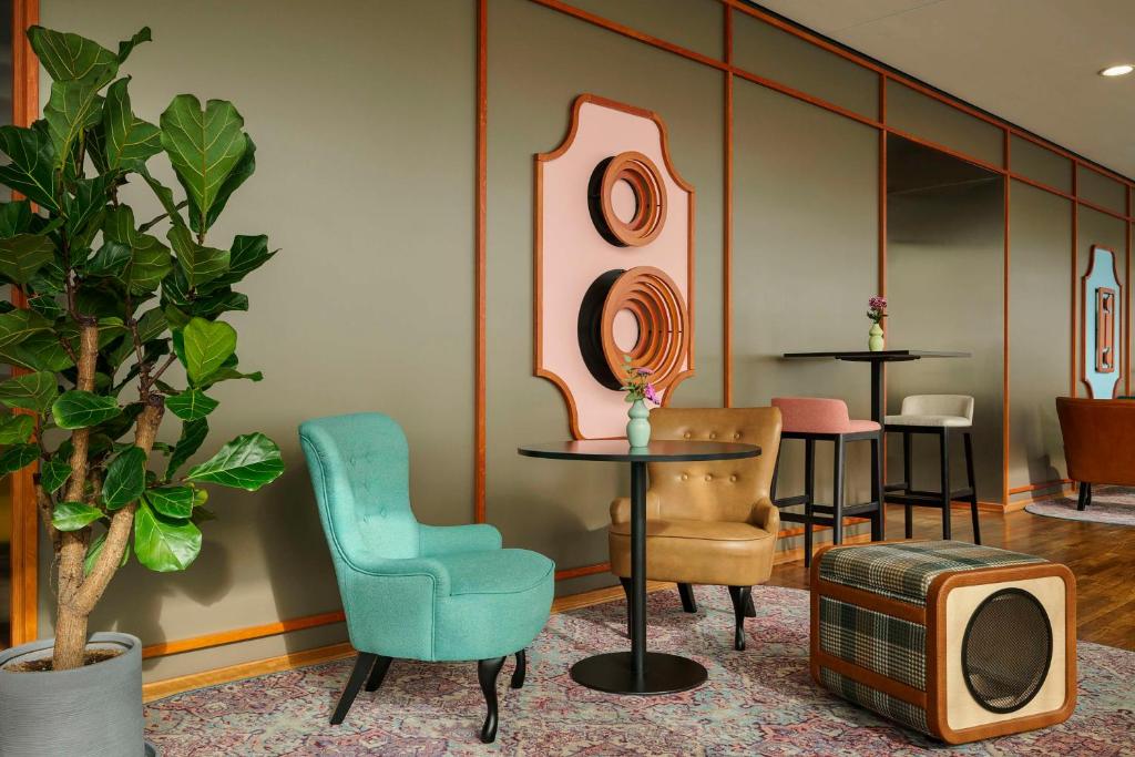 Avani Frankfurt City Hotel - previously NH Collection Frankfurt Cityにあるシーティングエリア