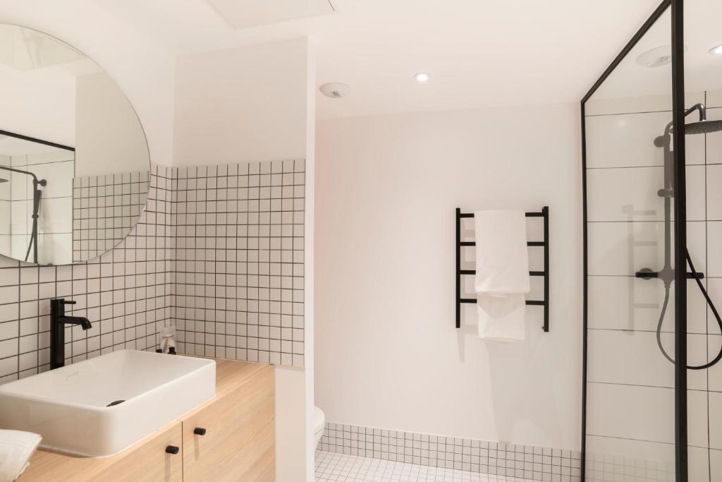 CENTRAL Hôtel Bordeaux Centre - Resim 17