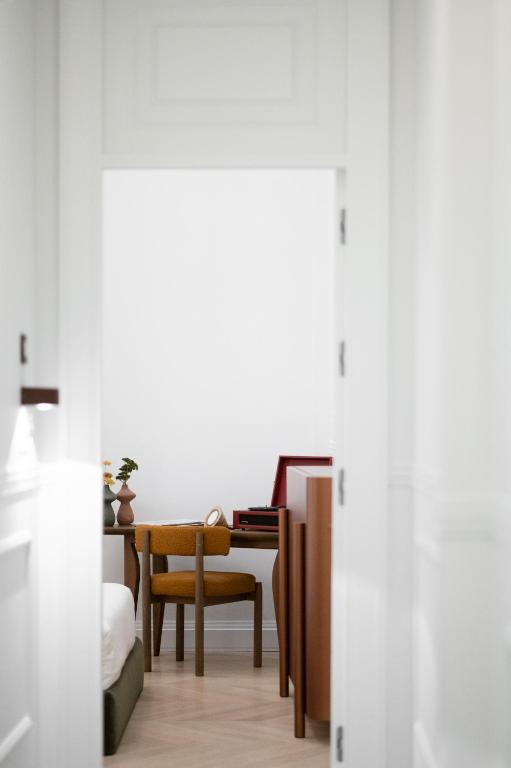 Emerald Hotel Athens - 6