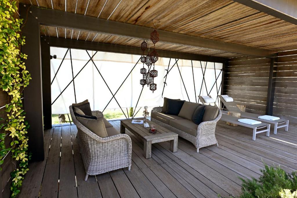 Posezení v ubytování La Suite Gordes