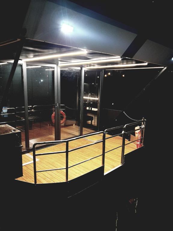 Fotografie z fotogalerie ubytování Bright Room Houseboat v Bělehradě
