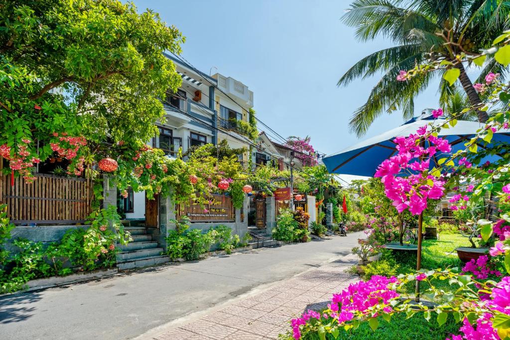 Zahrada ubytování Sands River Hoi An Villa