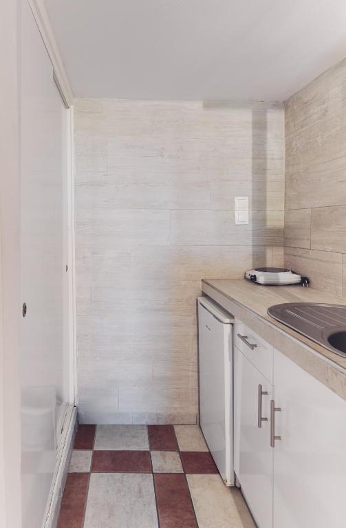 Mirsini Studios & Apartments - 14