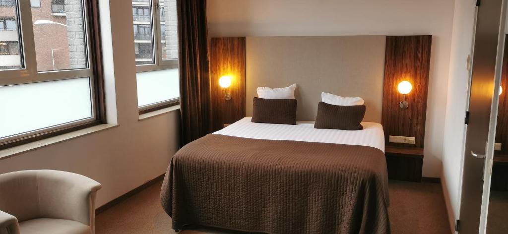 Hotel La Reine - Resim 27