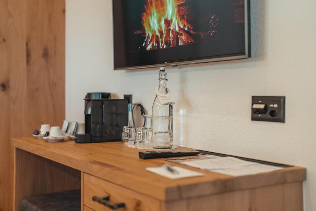 Příslušenství pro přípravu čaje a kávy v ubytování Hotel Porta Cervino