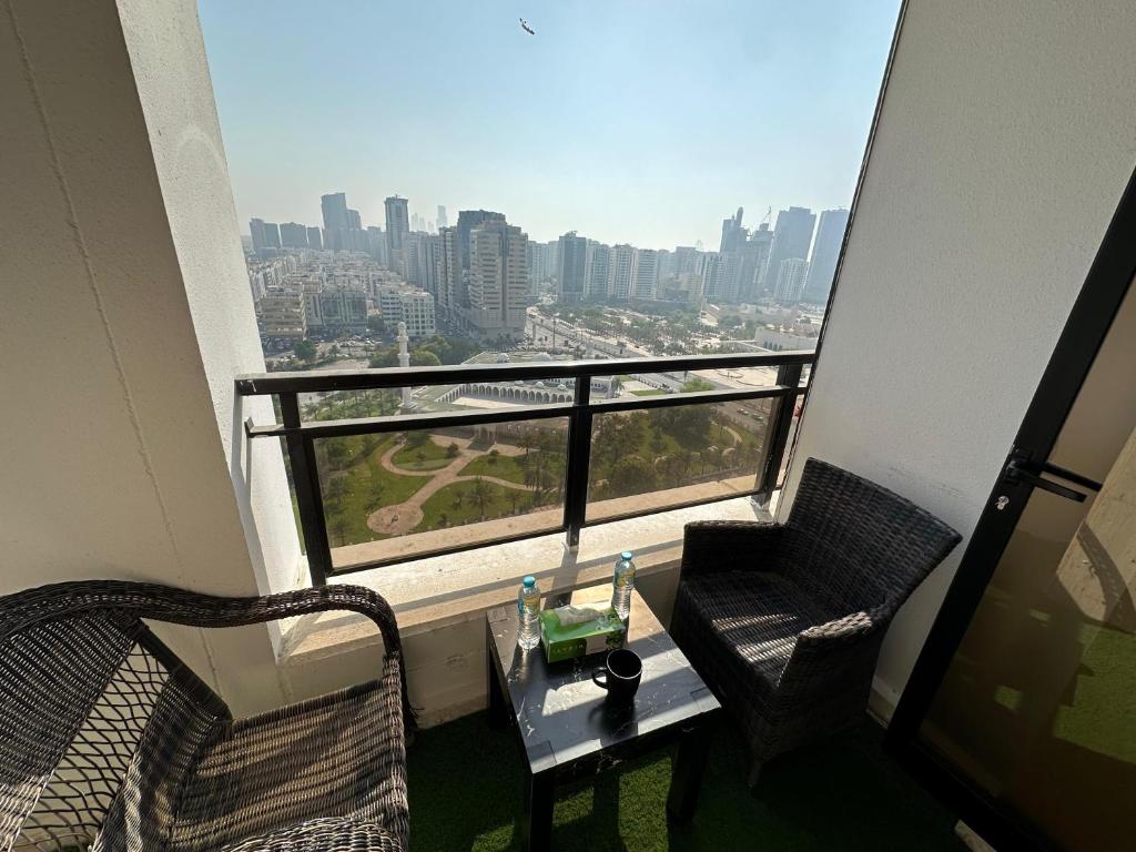 Posezení v ubytování Wonder Balcony Stay Abu Dhabi