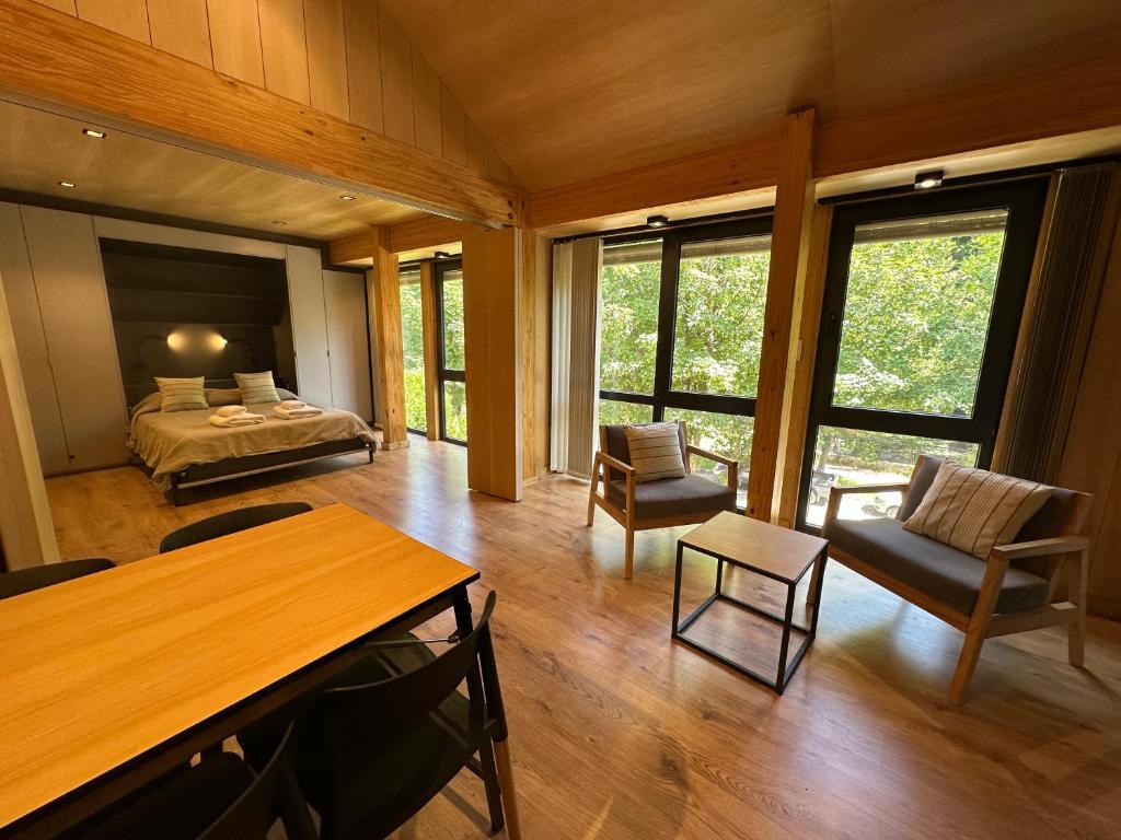 Departamento dos ambientes, muy cálido y luminoso, en el centro de SMA. 17V5