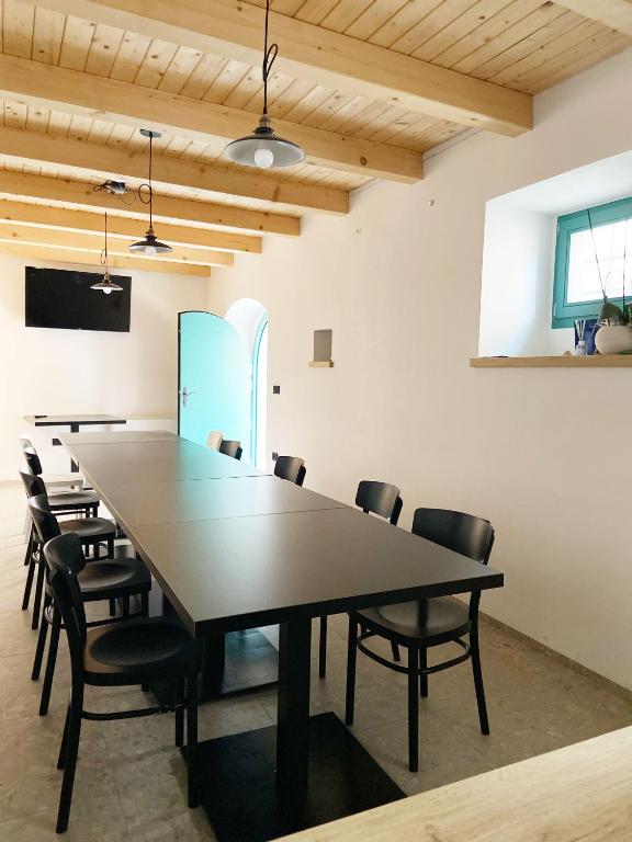 TV a/nebo společenská místnost v ubytování Lagom Home Vipavski Križ