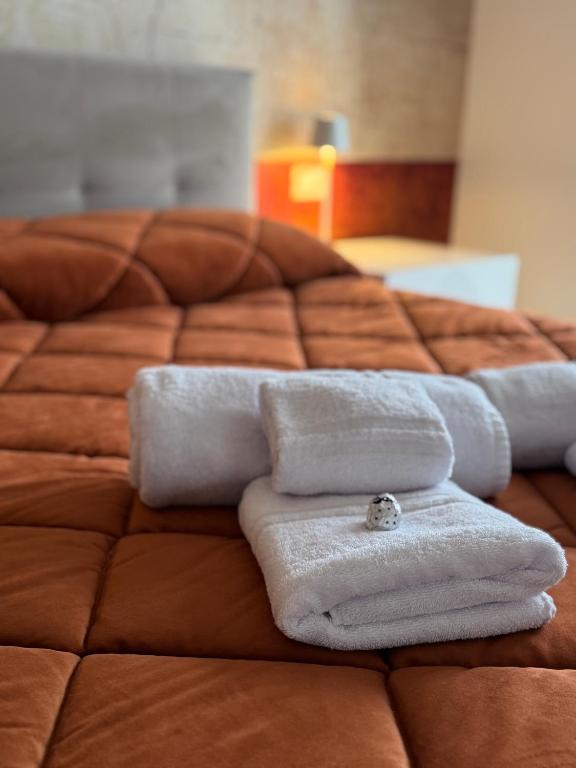 Postel nebo postele na pokoji v ubytování LuxeDesign Apartment