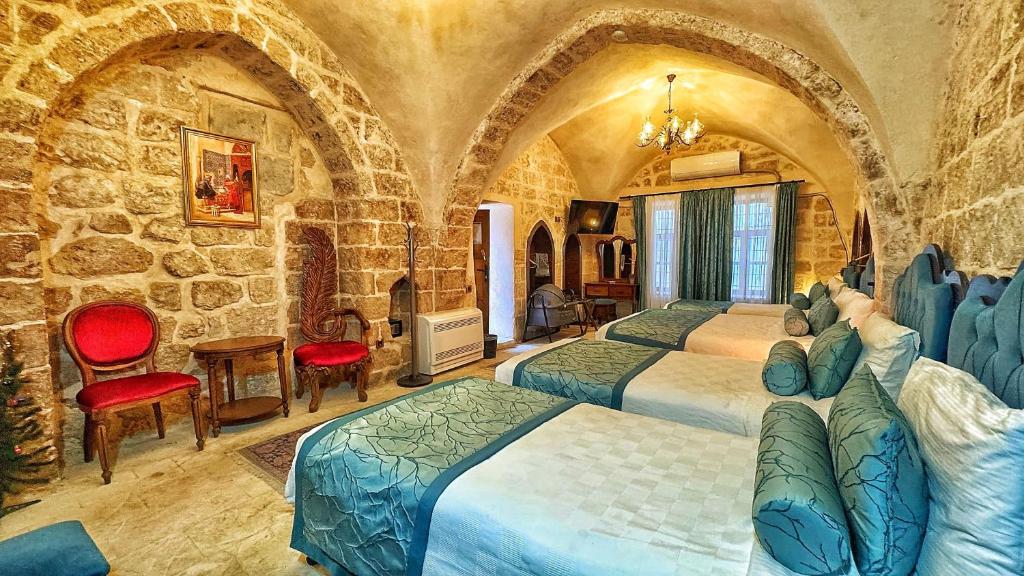Fairouz Konak Otel - Habitación Familiar Con Vistas A La Montaña