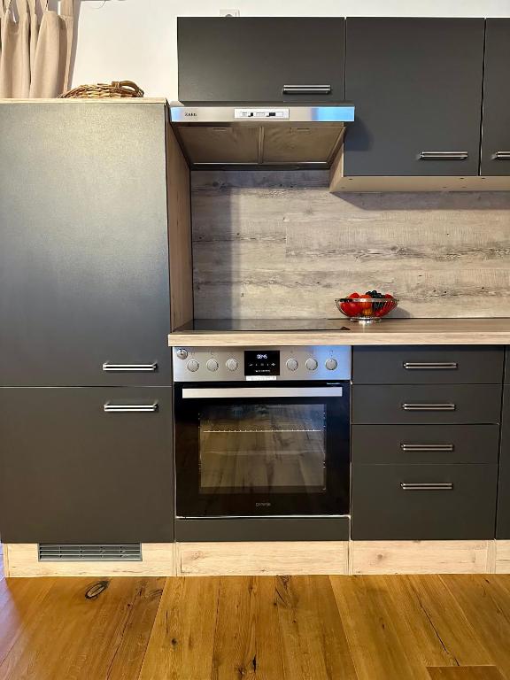 Kuchyňa alebo kuchynka v ubytovaní Landhaus Knaus