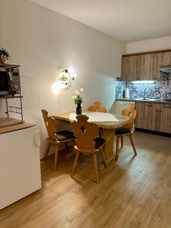 Kuchyňa alebo kuchynka v ubytovaní Landhaus Knaus