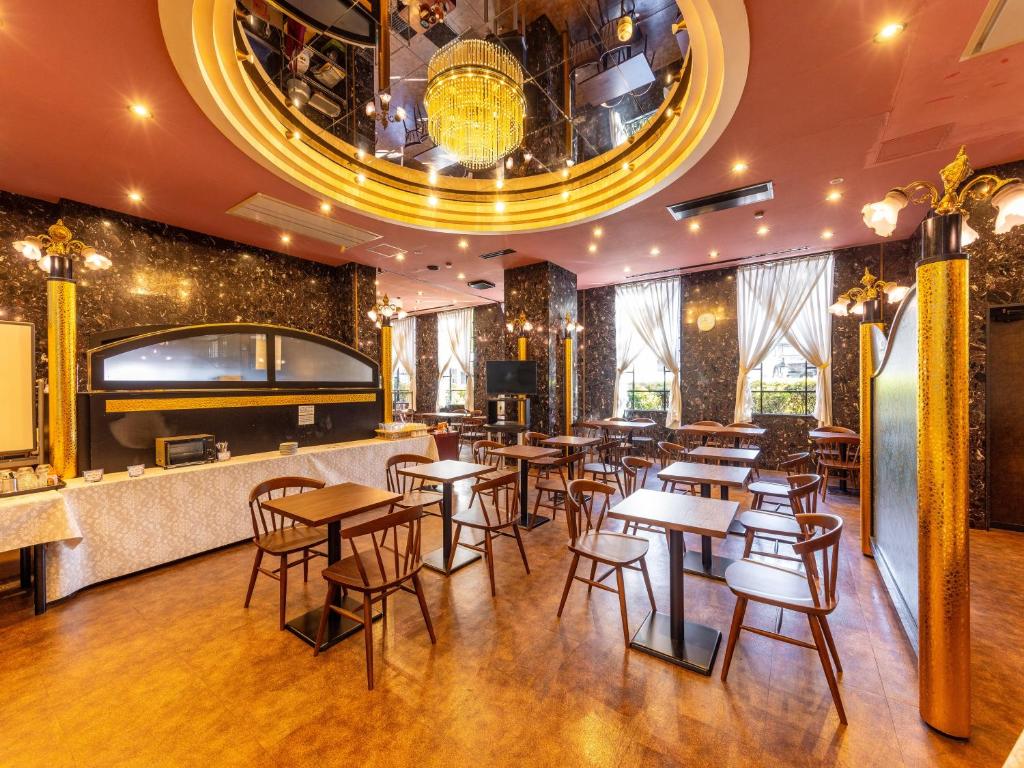 Posezení v ubytování APA Hotel Uozu Ekimae