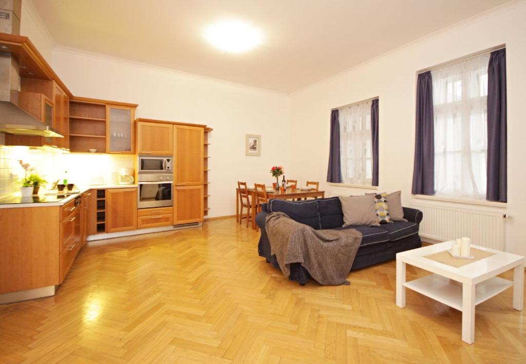 Kuchyň nebo kuchyňský kout v ubytování Prague Central Residence
