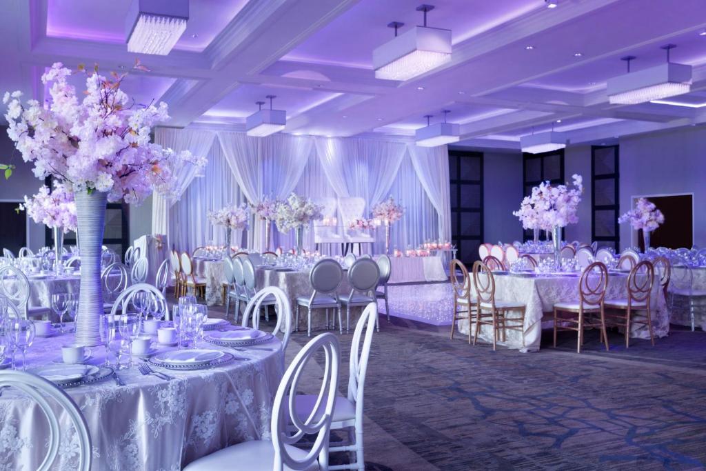 Courtyard by Marriott Toronto Mississauga/West - Resim 42