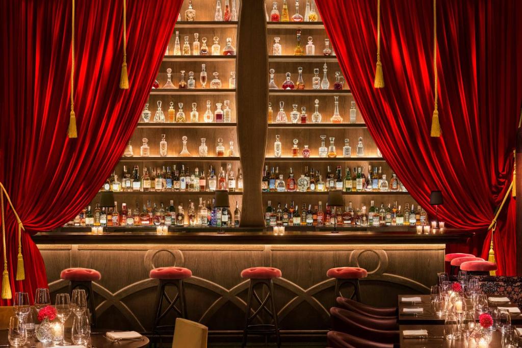 The Barcelona EDITION - Resim 45