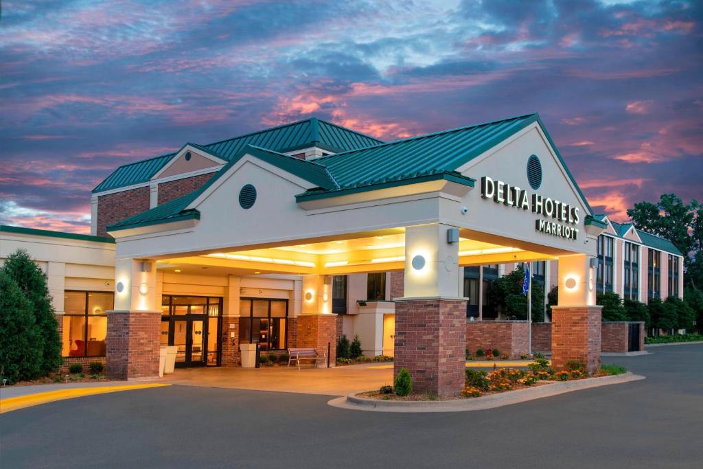 Delta Hotels by Marriott Kalamazoo Conference Center photo