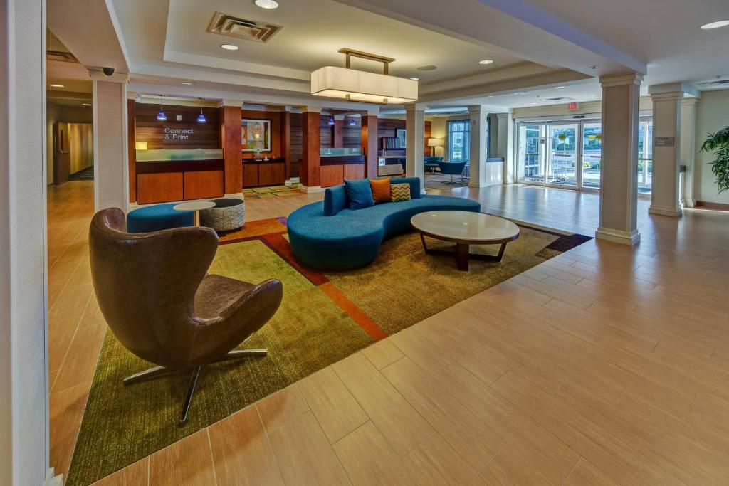 Fairfield Inn and Suites by Marriott Naples photo