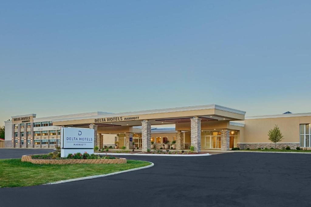 a rendering of the front of a hospital at Delta Hotels by Marriott Chicago Willowbrook in Willowbrook
