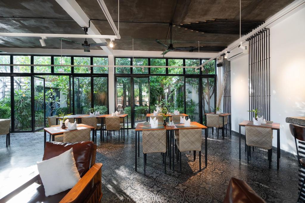 Restaurace v ubytování Tunnel Urban Retreat