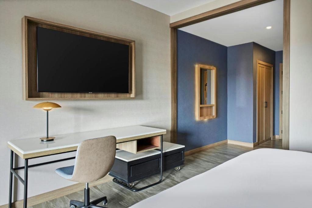 Courtyard by Marriott San Jose Escazu - Superior King Kamer