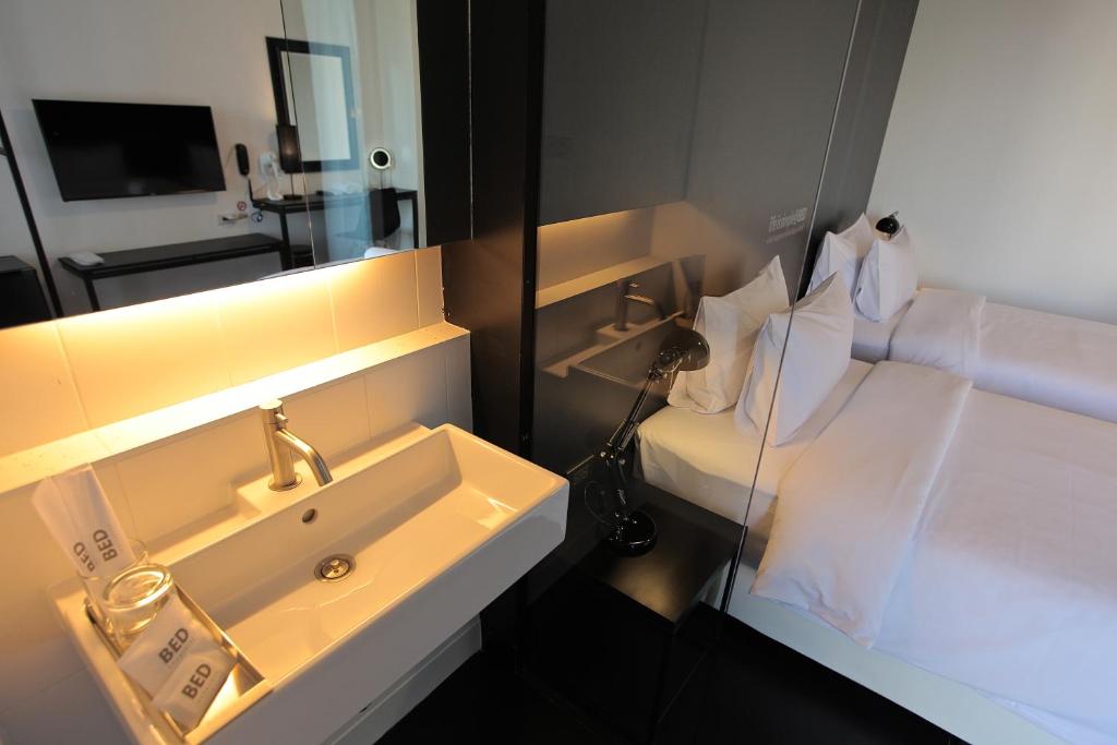 BED Nimman - Adults Only - Resim 35