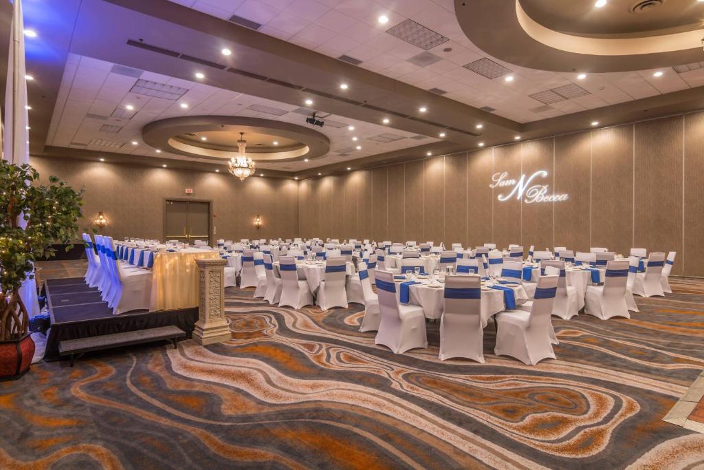Delta Hotels by Marriott Fargo photo