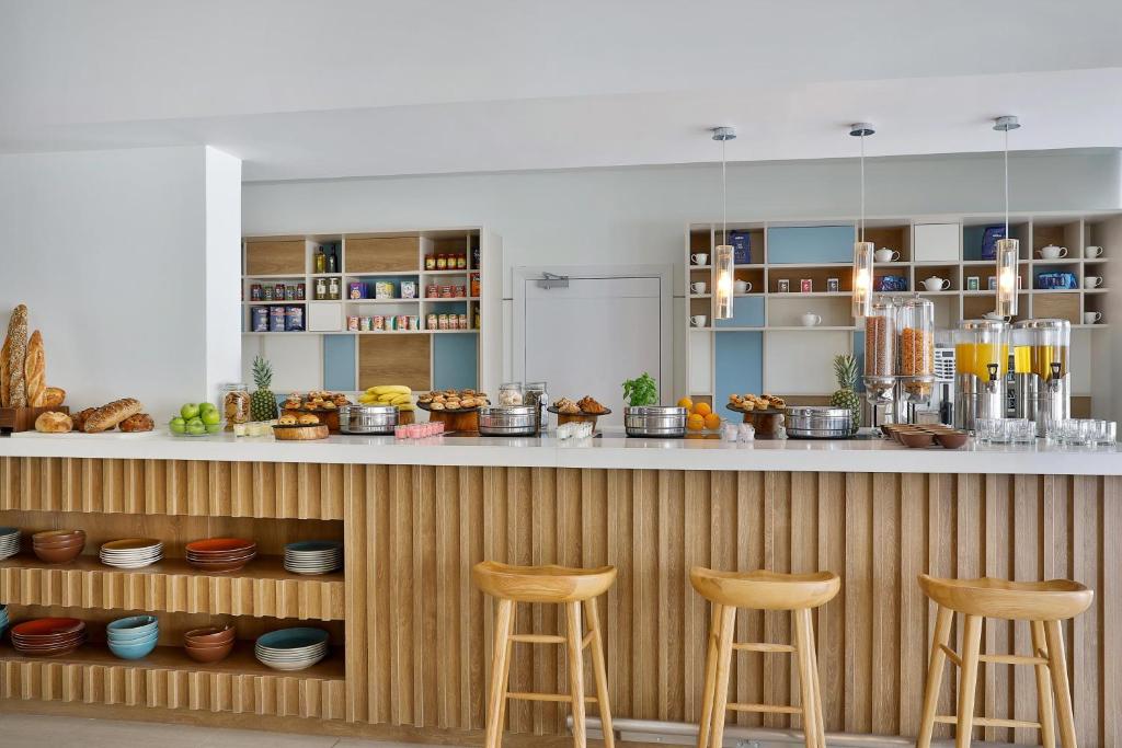 Element Dubai Airport - Resim 25