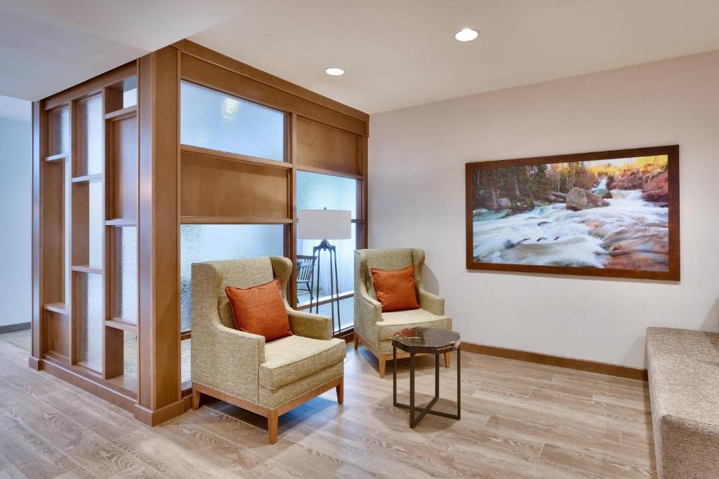 Fairfield by Marriott Inn & Suites Denver West - Federal Center photo