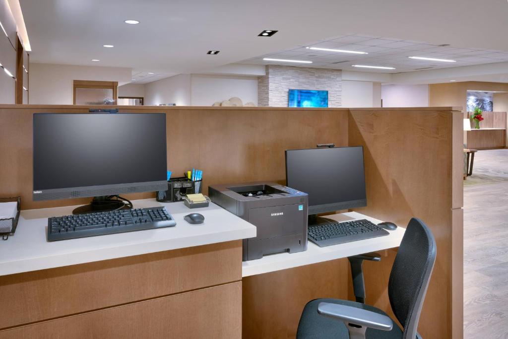 Fairfield by Marriott Inn & Suites Denver West - Federal Center photo