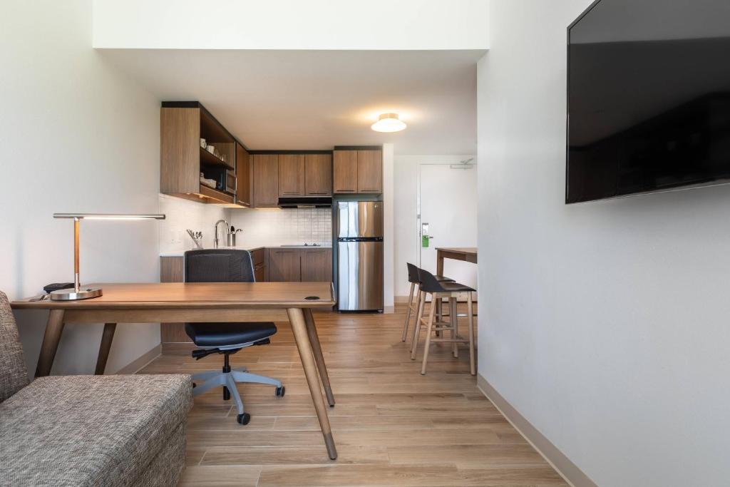Element by Marriott Houston Katy - 1 Bedroom Suite, 1 King, Sofa Bed