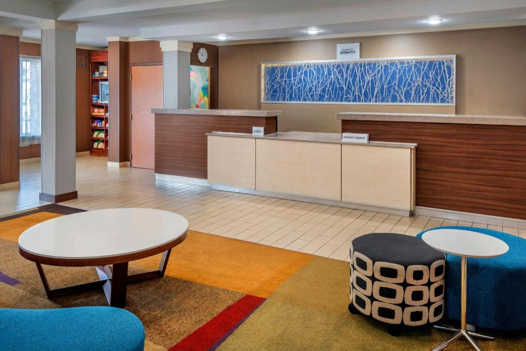 Posezení v ubytování Fairfield Inn & Suites by Marriott Dover