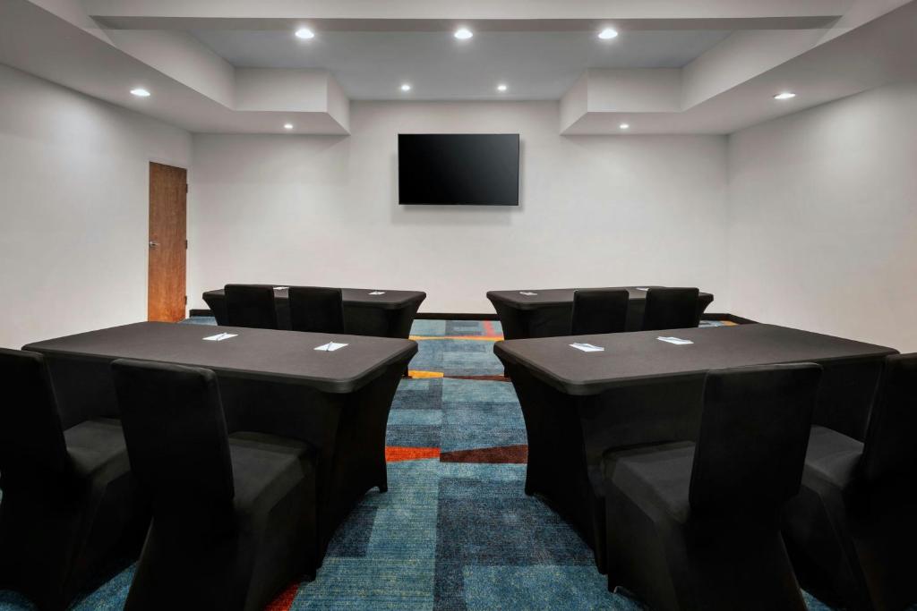 Konferenční prostory v ubytování Fairfield Inn & Suites by Marriott Dover