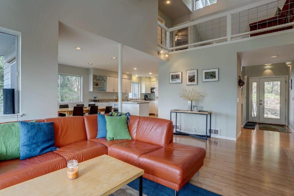 Χώρος καθιστικού στο Fir Mountain Escape