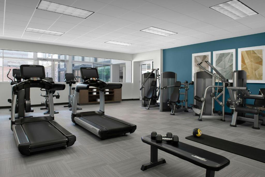 Fitness centrum a/nebo fitness zařízení v ubytování Element Denver Park Meadows