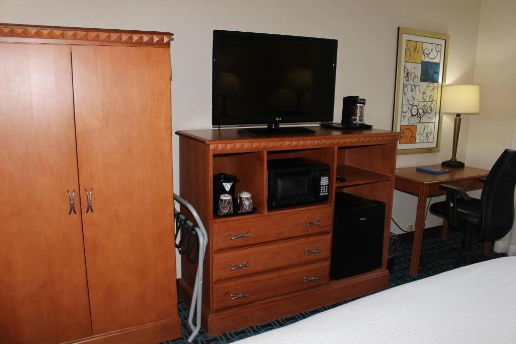 Fairfield Inn & Suites Kansas City Liberty - Chambre Lit King-Size