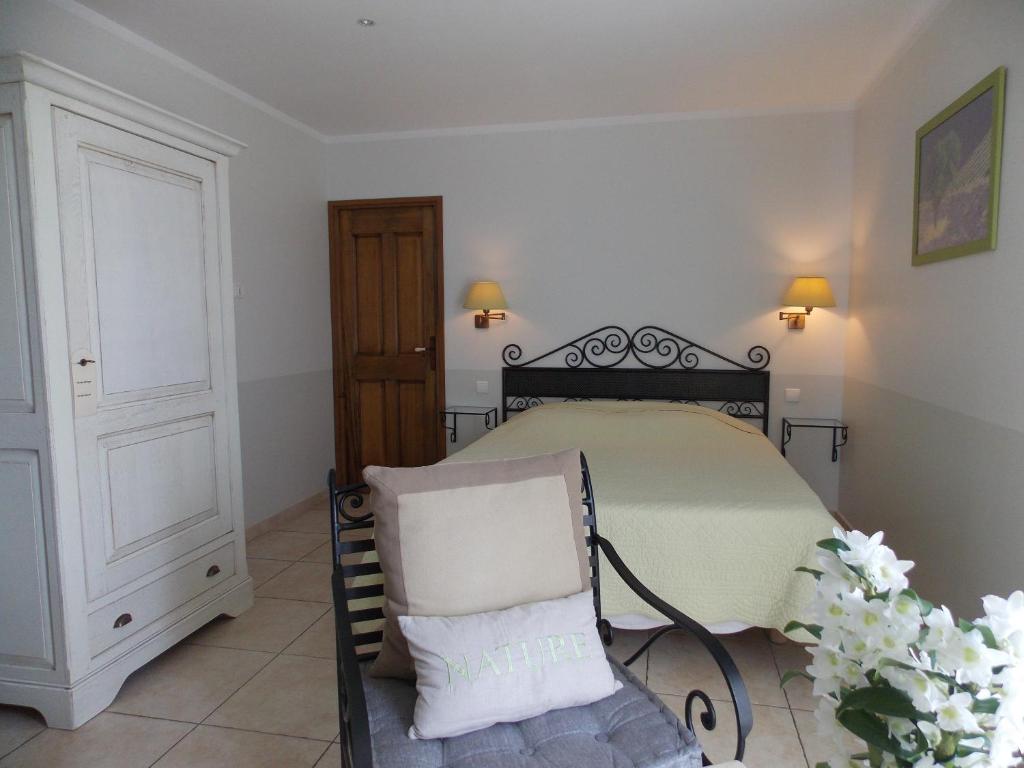 Au Relais Provencal - Chambre Double Avec Vue Sur Montagne