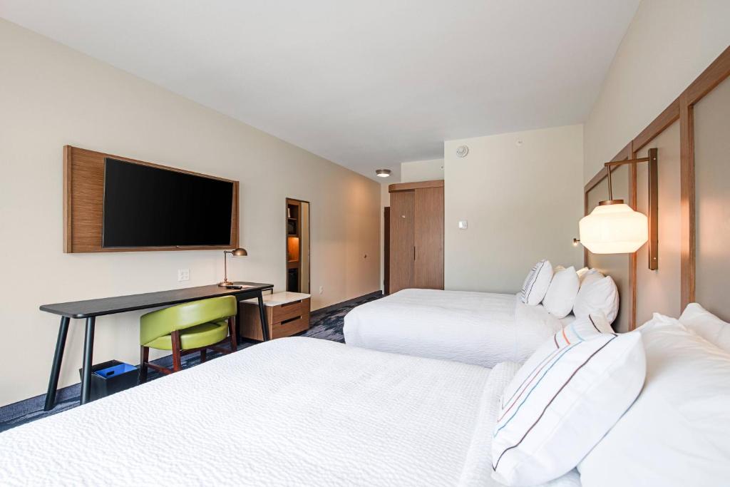 Fairfield Inn & Suites By Marriott Duluth Waterfront photo