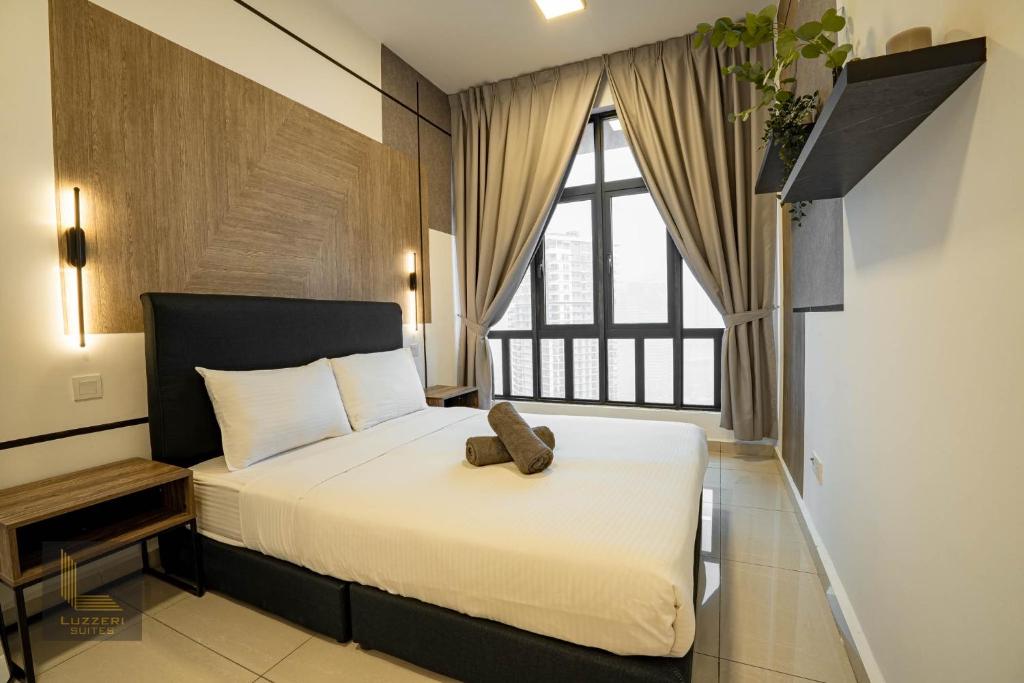 Legasi Kampung Baru Guesthouse - Suite D'appartements De Trois Chambres