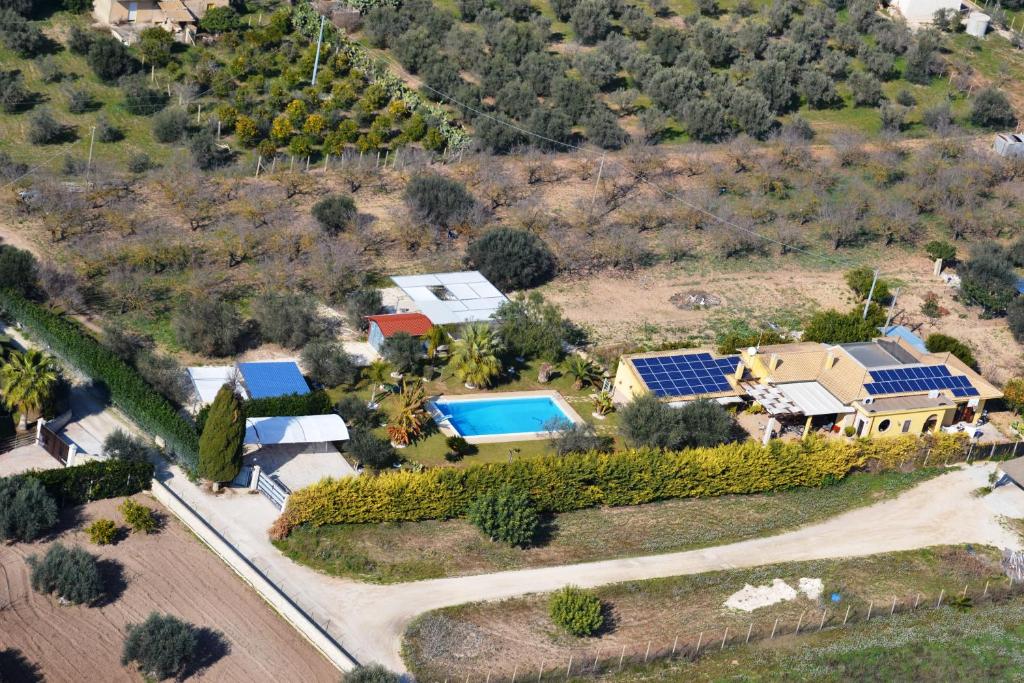 Bazén v ubytovaní Villa Adriana B&B alebo v jeho blízkosti