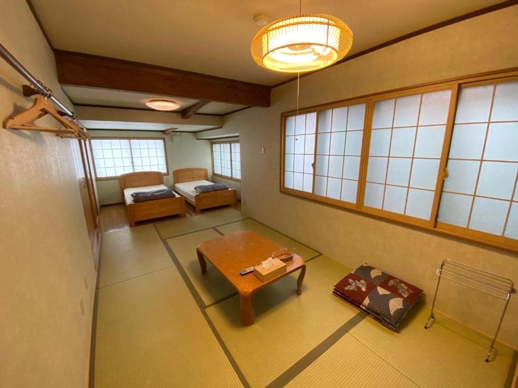 Zao Base スキー場から徒歩1分 - Twin Room Met Gedeelde Badkamer