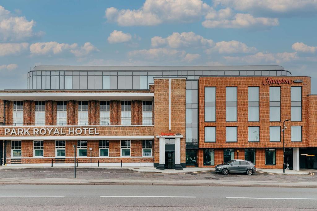 Hampton by Hilton London Park Royal - Resim 6