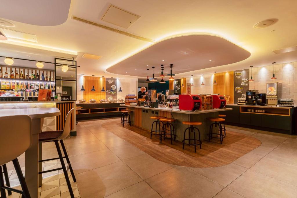 Hampton by Hilton London Park Royal - Resim 21