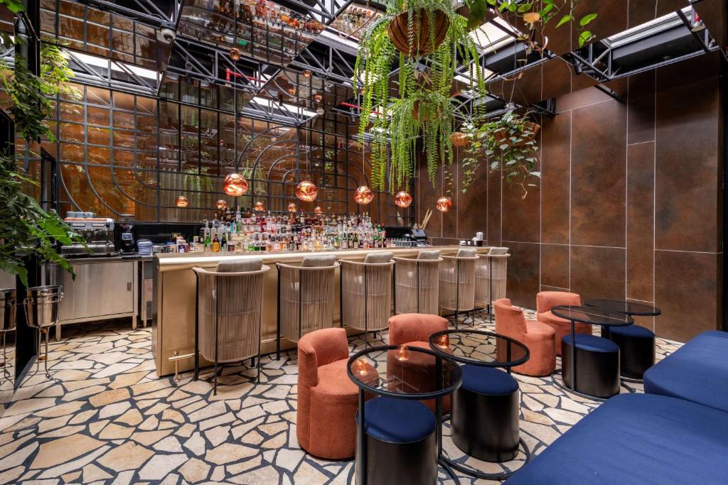 Restoran või mõni muu söögikoht majutusasutuses Doubletree By Hilton Lima San Isidro