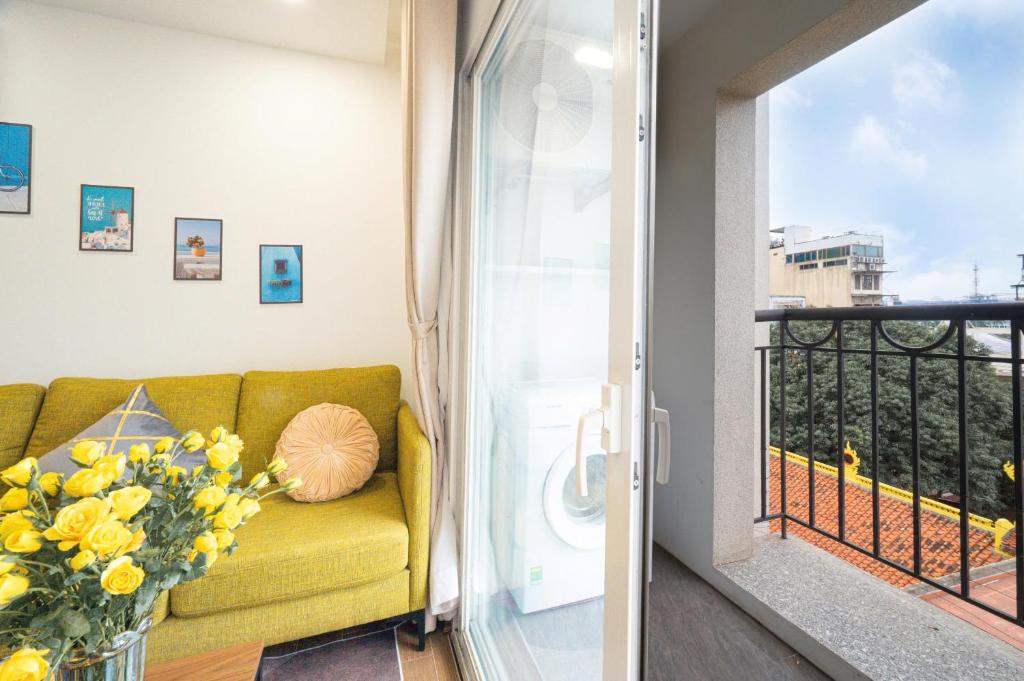 Balkón nebo terasa v ubytování Luxe Paradise Hotel Nguyen Khac Hieu